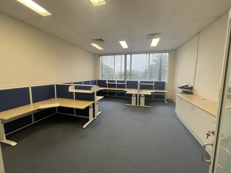 Click to view all images 4/149 Peats Ferry Road Hornsby NSW 2077 - Image 2