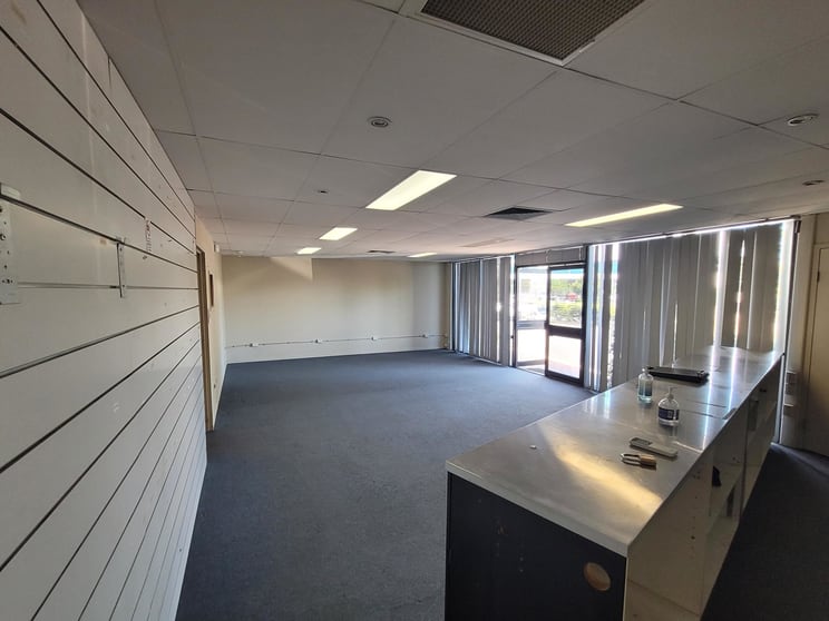 Click to view all images 6/15 Overlord Place Acacia Ridge QLD 4110 - Image 1