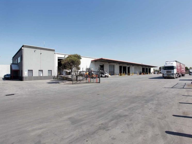 38-40 Vella Drive Sunshine VIC 3020 - Image 2