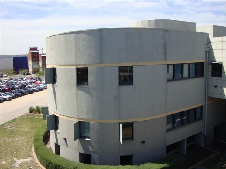 Click to view all images 1 Devonshire Road Sunshine VIC 3020 - Image 2