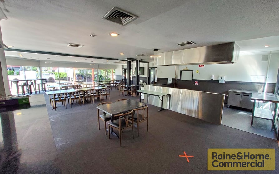 Click to view all images 1/1631 Gympie Road Carseldine QLD 4034 - Image 2