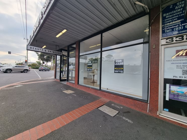 Click to view all images 334 Main Road East St Albans VIC 3021 - Image 3