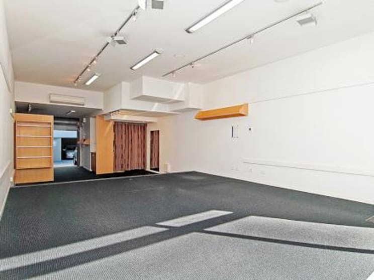 Click to view all images 4/93-95 Union Road Ascot Vale VIC 3032 - Image 3