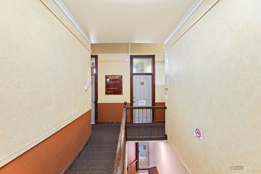 Click to view all images Suite 8 - FF/217 Margaret Street Toowoomba City QLD 4350 - Image 3