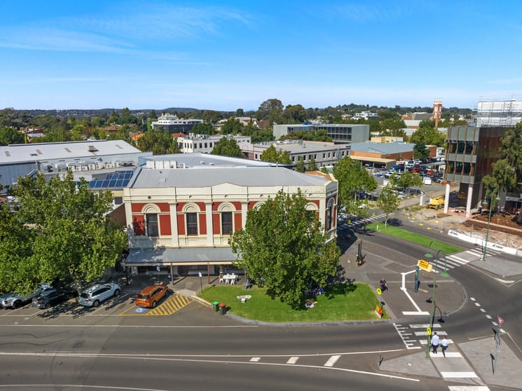 Click to view all images Office 2/41-43 Mundy Street Bendigo VIC 3550 - Image 2
