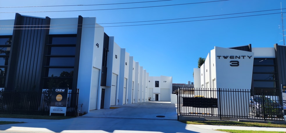 Click to view all images 9/23 Margaret Street Southport QLD 4215 - Image 1