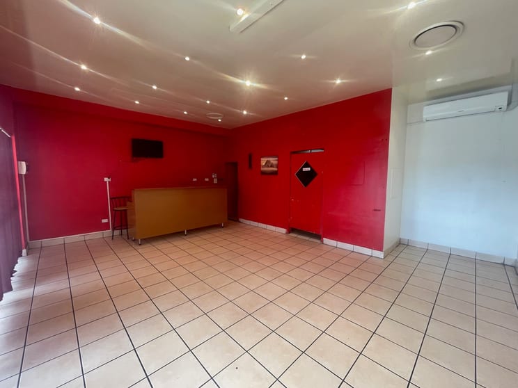 Click to view all images Shop 18/1-5 Sarah St (55 Haig St) Loganlea QLD 4131 - Image 3