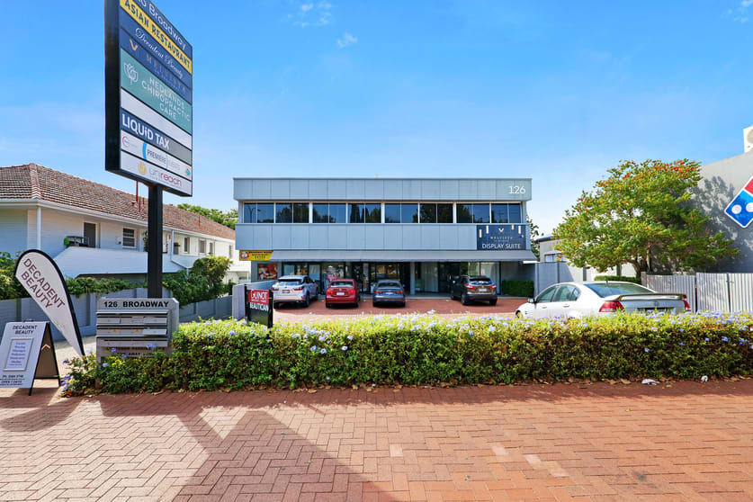 Click to view all images 9/126 Broadway Nedlands WA 6009 - Image 2