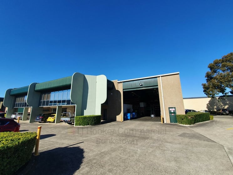 Click to view all images Seven Hills NSW 2147 - Image 1