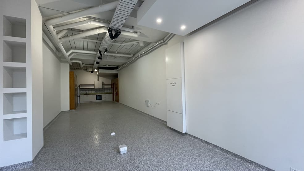 Click to view all images 11B/60 Fitzroy Street St Kilda VIC 3182 - Image 3