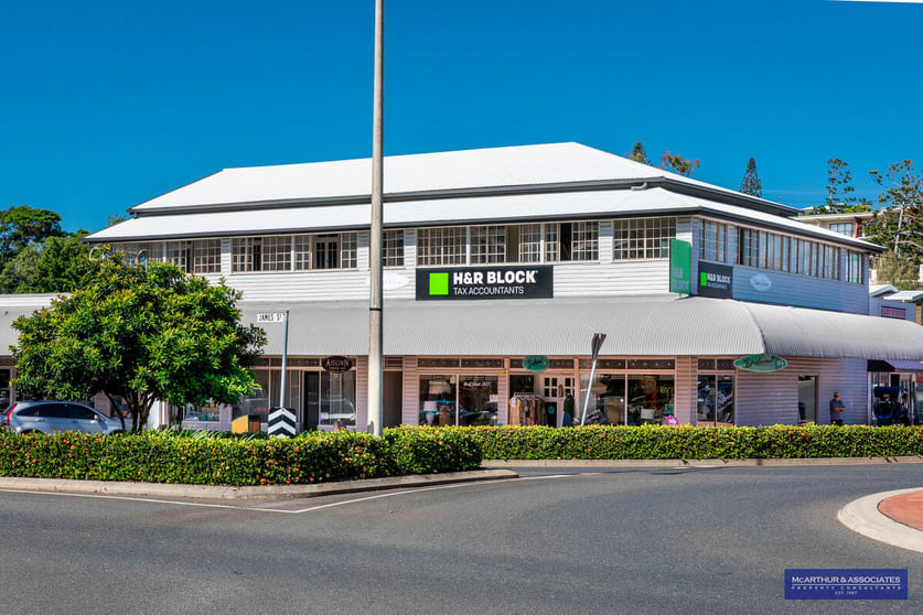 Click to view all images Yeppoon QLD 4703 - Image 1