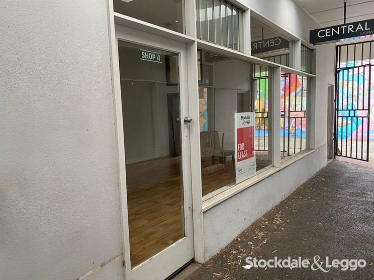 Click to view all images Shop 4/16-18 Church Street Morwell VIC 3840 - Image 1