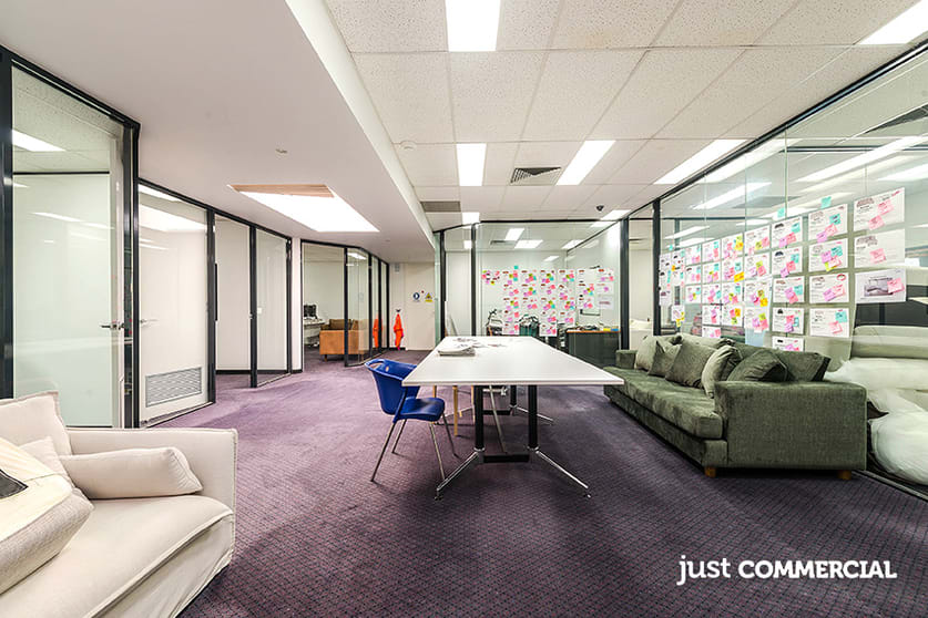 Click to view all images 88 Herald Street Cheltenham VIC 3192 - Image 3