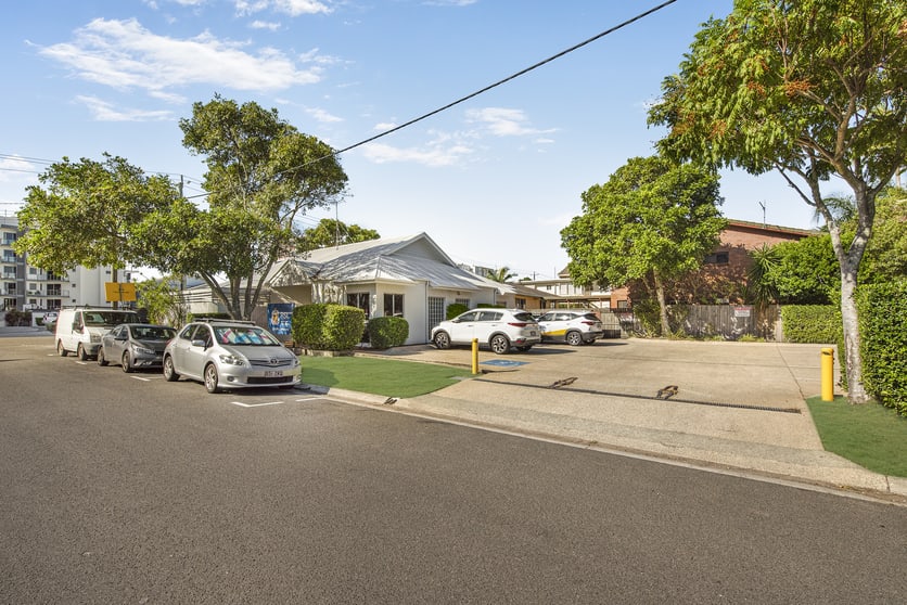 Click to view all images 63 Memorial Avenue Maroochydore QLD 4558 - Image 2