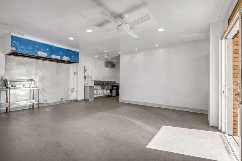 Click to view all images 3/43 Coronation Avenue Nambour QLD 4560 - Image 3