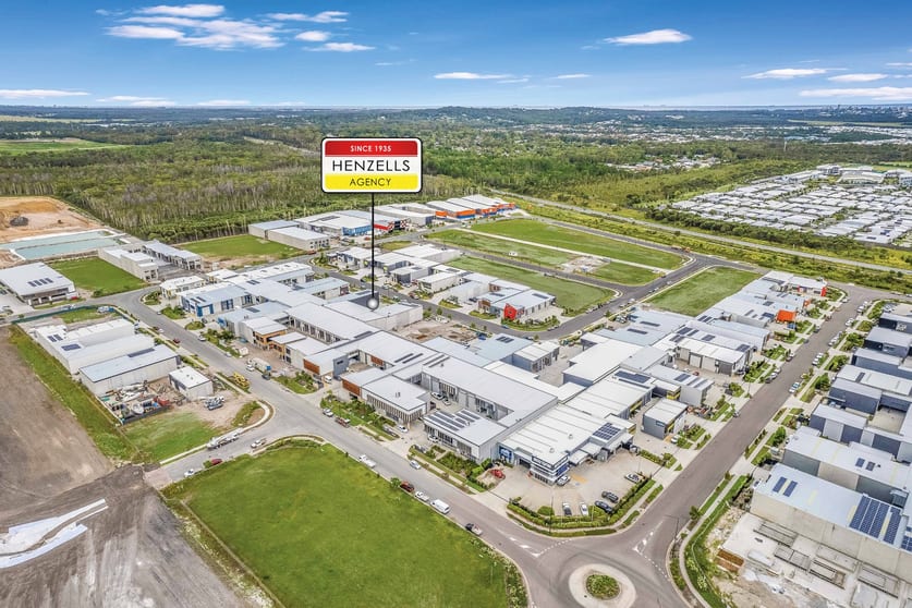Click to view all images 2/8 Strong Street Baringa QLD 4551 - Image 1