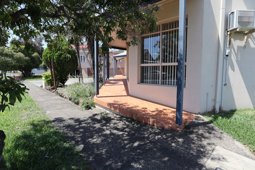 Click to view all images 1/85-87 Wyrallah Road East Lismore NSW 2480 - Image 2