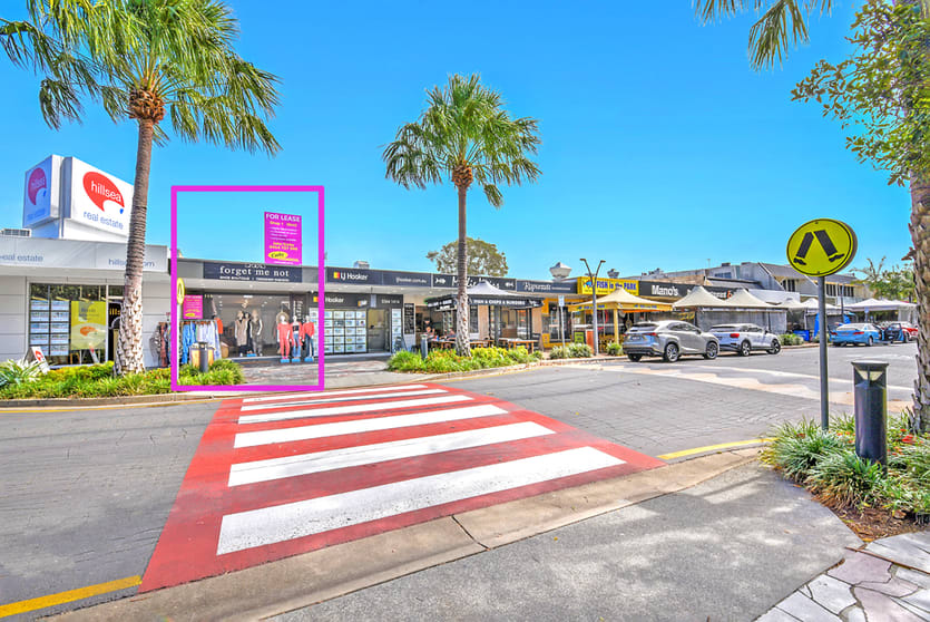1/38 The Esplanade Paradise Point QLD 4216 - Image 2