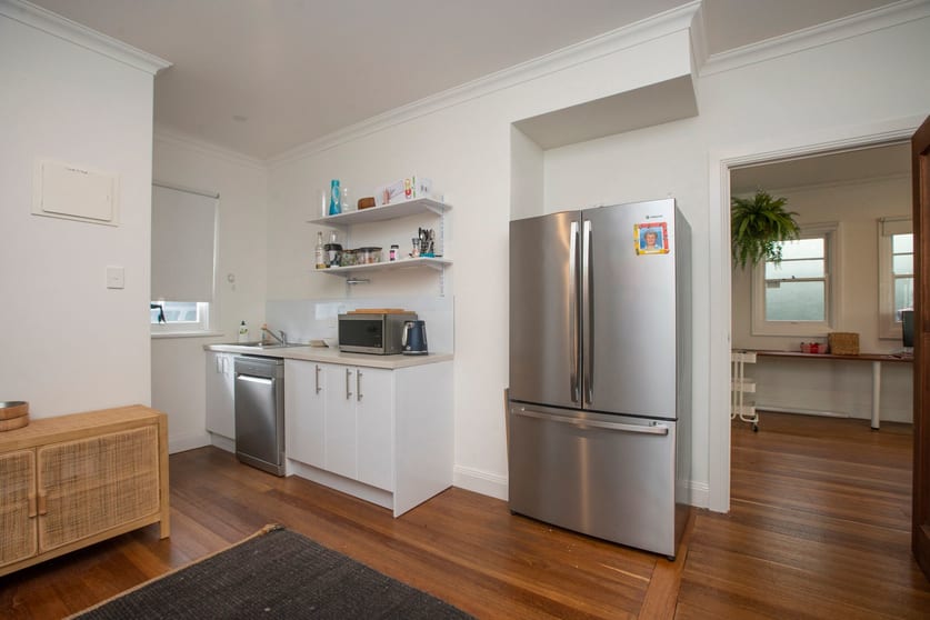 Click to view all images Suites 6 & 8/109 Jonson Street Byron Bay NSW 2481 - Image 3