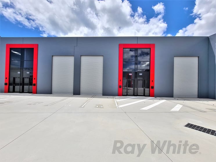 Click to view all images 13/300 Lavarack Avenue Pinkenba QLD 4008 - Image 1