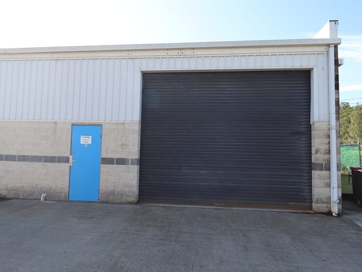 Click to view all images 6/106 Industrial Road Oak Flats NSW 2529 - Image 1