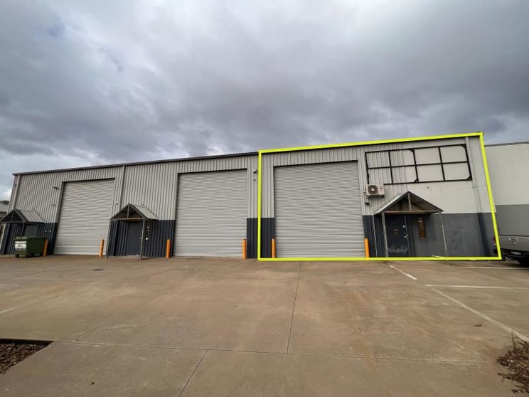 3/8 Premier Close Wodonga VIC 3690 - Image 1