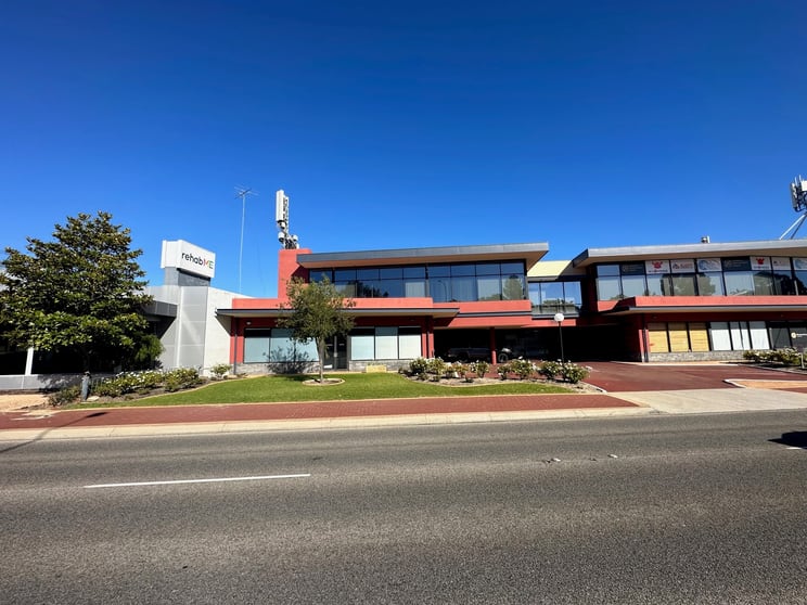 Click to view all images 5A/166 Stirling Highway Nedlands WA 6009 - Image 3