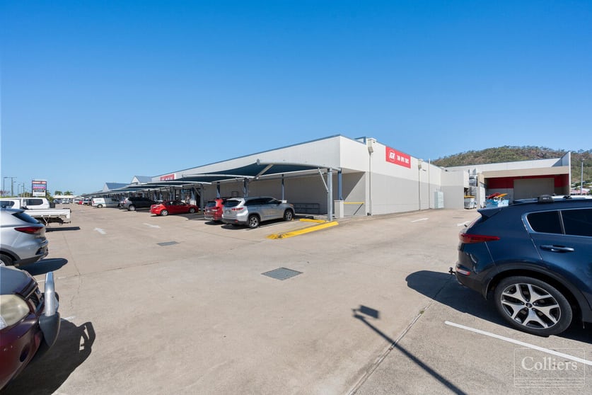 Click to view all images 1/596 Bayswater Road Mount Louisa QLD 4814 - Image 2