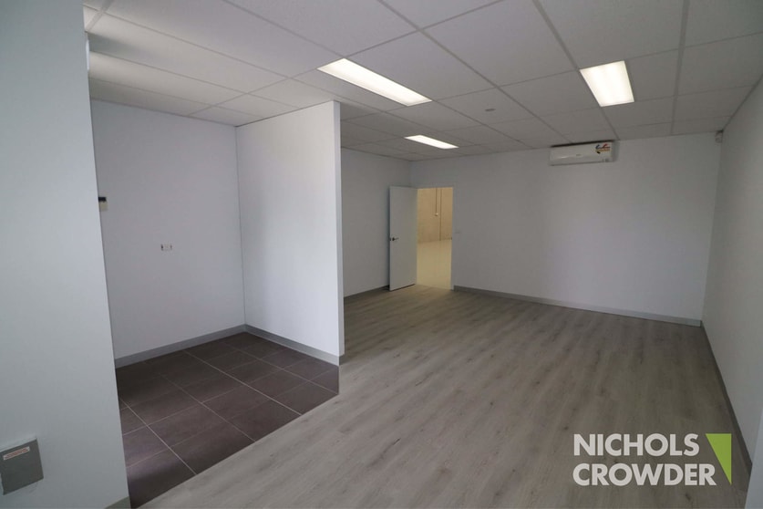 Click to view all images 2/25 Access Way Carrum Downs VIC 3201 - Image 3