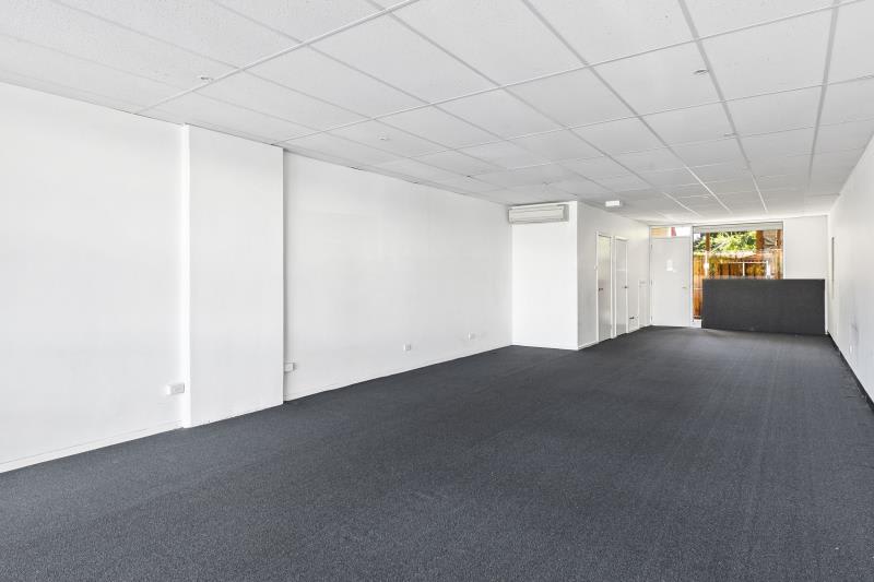 Click to view all images 42 Mills Street Albert Park VIC 3206 - Image 2