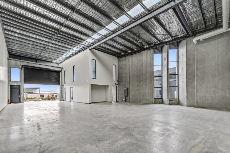 Click to view all images 68 Sawmill Circuit Hume ACT 2620 - Image 2