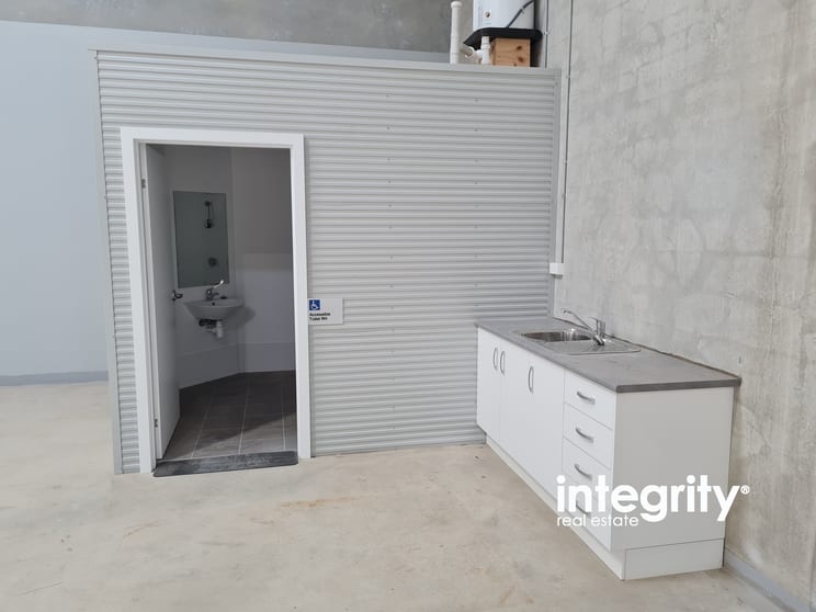 Click to view all images 9/28-32 Trim Street South Nowra NSW 2541 - Image 2