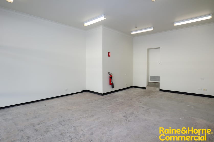 Click to view all images 37 Gurwood Street Wagga Wagga NSW 2650 - Image 2