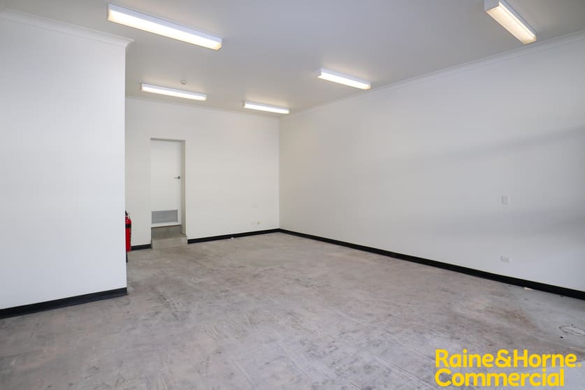 Click to view all images 37 Gurwood Street Wagga Wagga NSW 2650 - Image 3
