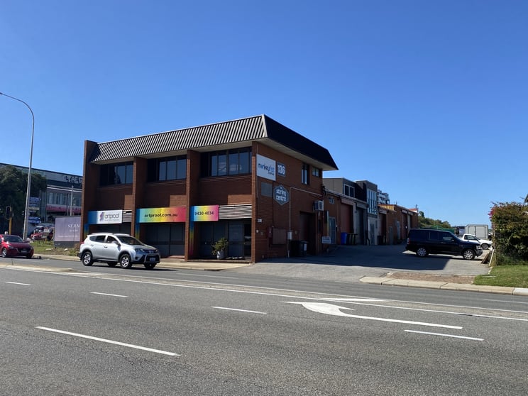 5/136 Stirling Highway North Fremantle WA 6159 - Image 1
