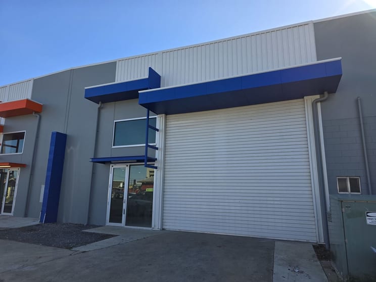Click to view all images 6 Wodonga Street Beverley SA 5009 - Image 2