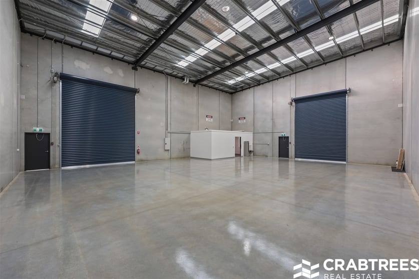 Click to view all images 63 Fergus Lane Cranbourne West VIC 3977 - Image 2
