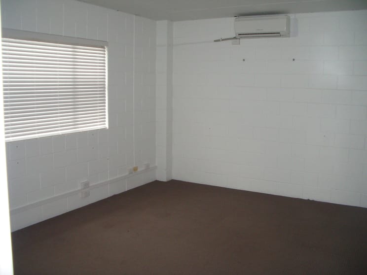 Click to view all images 101A Bulcock Street Caloundra QLD 4551 - Image 3
