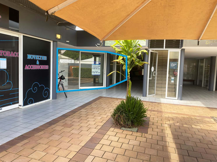 Click to view all images 2/10 Thomas Street Noosaville QLD 4566 - Image 2