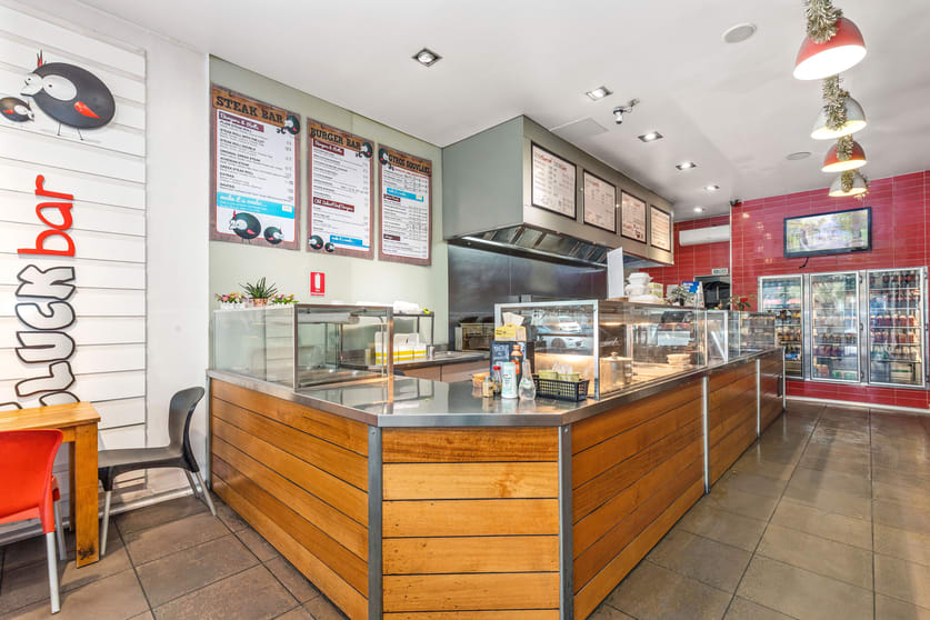 Click to view all images 143 Mentone Parade Mentone VIC 3194 - Image 3