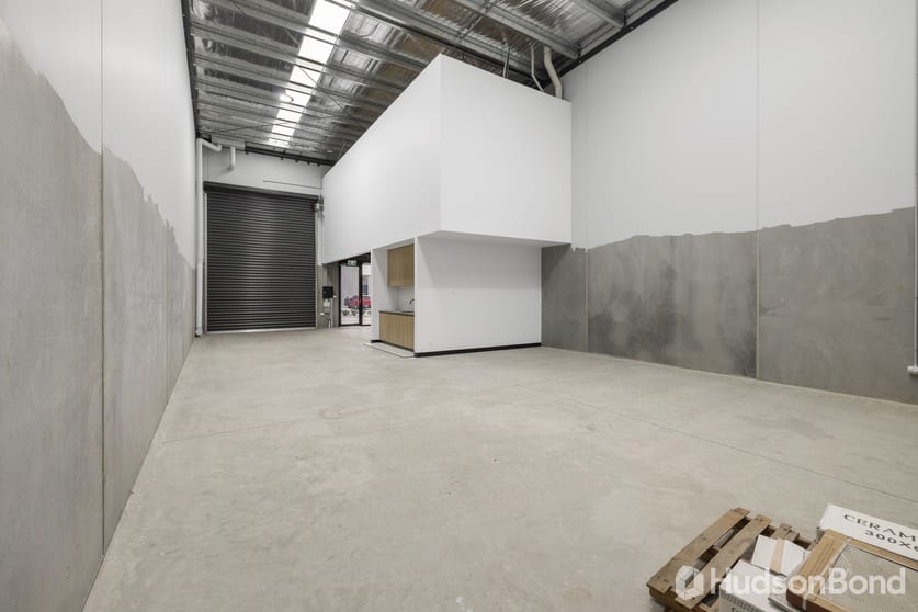Click to view all images 6/74 Willandra Drive Epping VIC 3076 - Image 3