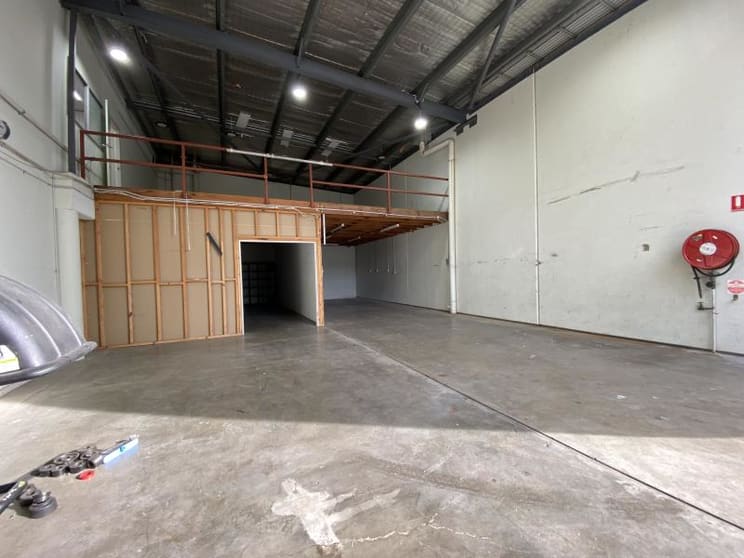 Click to view all images Unit 19/262 Miller Road Villawood NSW 2163 - Image 2