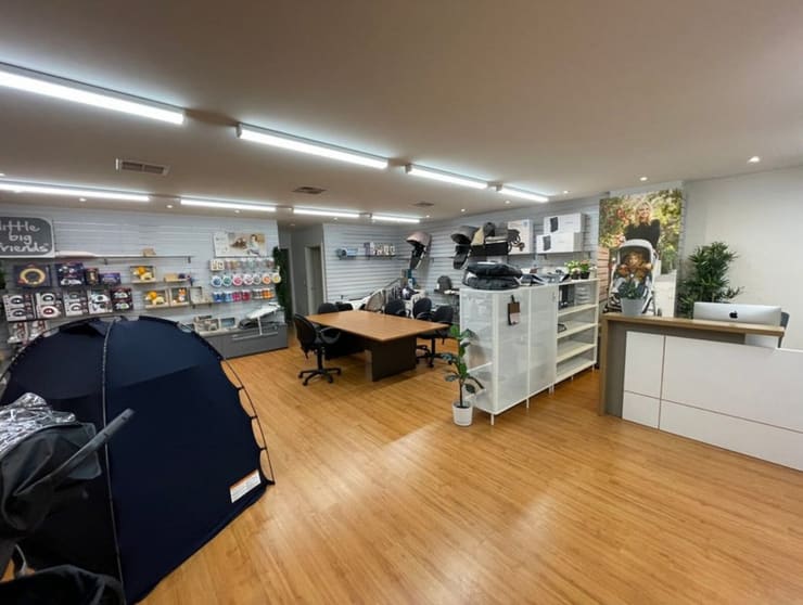 Click to view all images 33 Macbeth Street Braeside VIC 3195 - Image 3