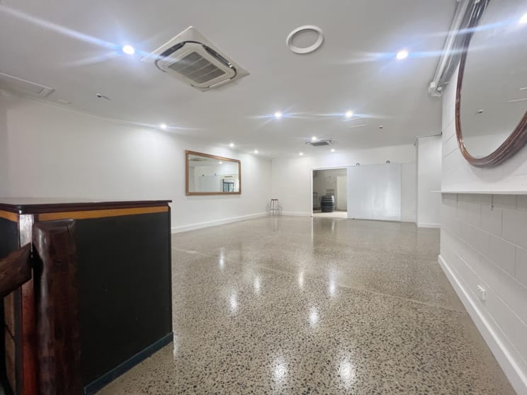 Click to view all images 6/390 Shute Harbour Road Airlie Beach QLD 4802 - Image 3