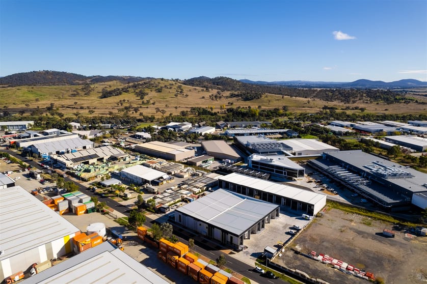 Click to view all images 68 Sawmill Circuit Hume ACT 2620 - Image 2