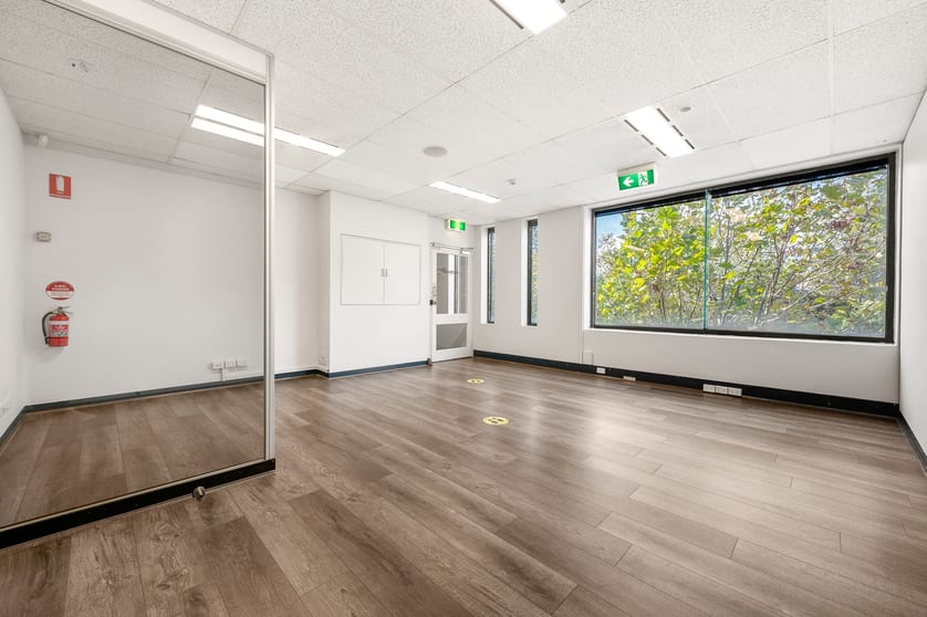 Click to view all images 541 King Street West Melbourne VIC 3003 - Image 3