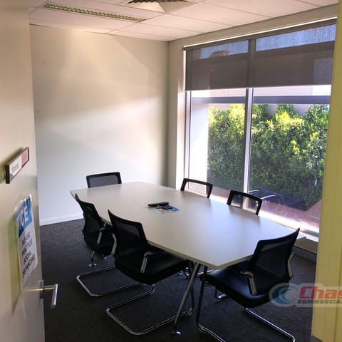 Click to view all images 4/34 Navigator Place Hendra QLD 4011 - Image 2