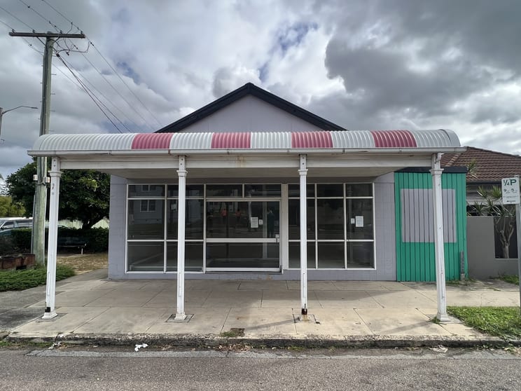 Click to view all images 324 Darby Street Cooks Hill NSW 2300 - Image 1