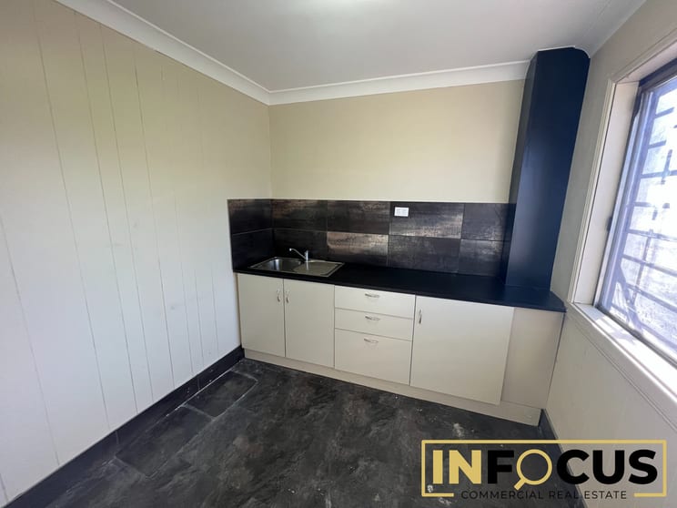Click to view all images Kingswood NSW 2747 - Image 3
