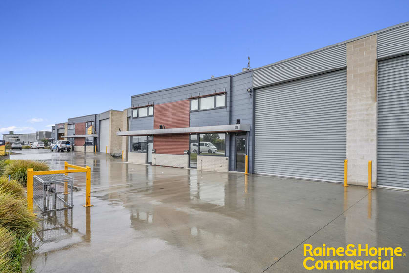 Unit 3/160 Bungana Way Cambridge TAS 7170 - Image 2